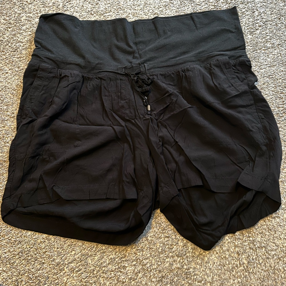Maternity stretch shorts with drawstring and belly band - size xl